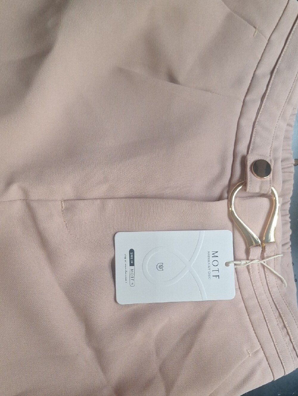 MOTF Shorts Cream High-Waist Belted with Gold Ring NWT Size S - Picture 4 of 8